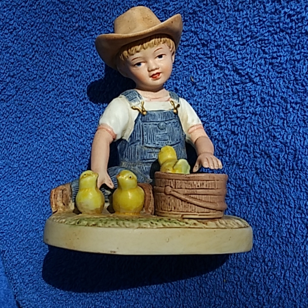 1985 "Denim Days" by Homco #1500 figurine